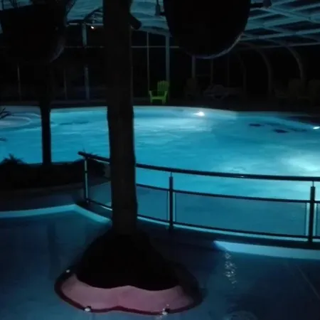 Casa de Férias Mobilhome 4 Etoiles - Piscine - Eeieig *