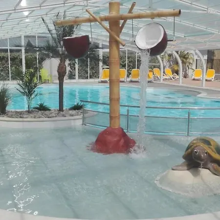 Casa de Férias Mobilhome 4 Etoiles - Piscine - Eeieig *