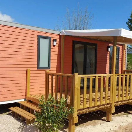 Mobilhome 4 Etoiles - Piscine - Eeieig Casa de Férias *