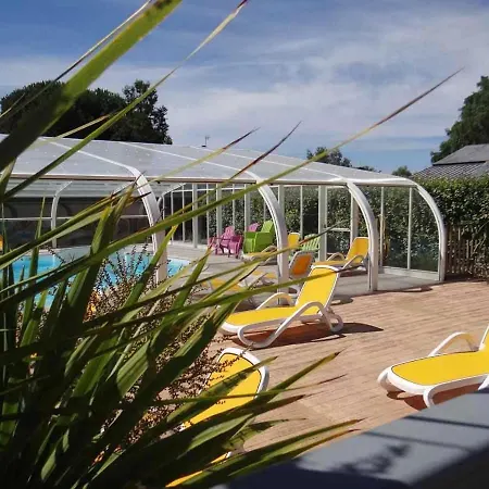 Casa de Férias Mobilhome 4 Etoiles - Piscine - Eeieig